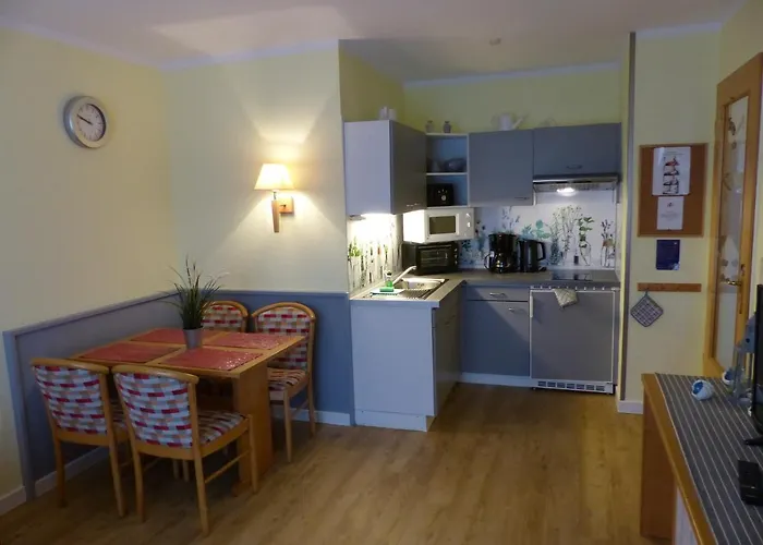 12 - Seewald Haus Huehnergott Apartamento Sellin (Rugen)